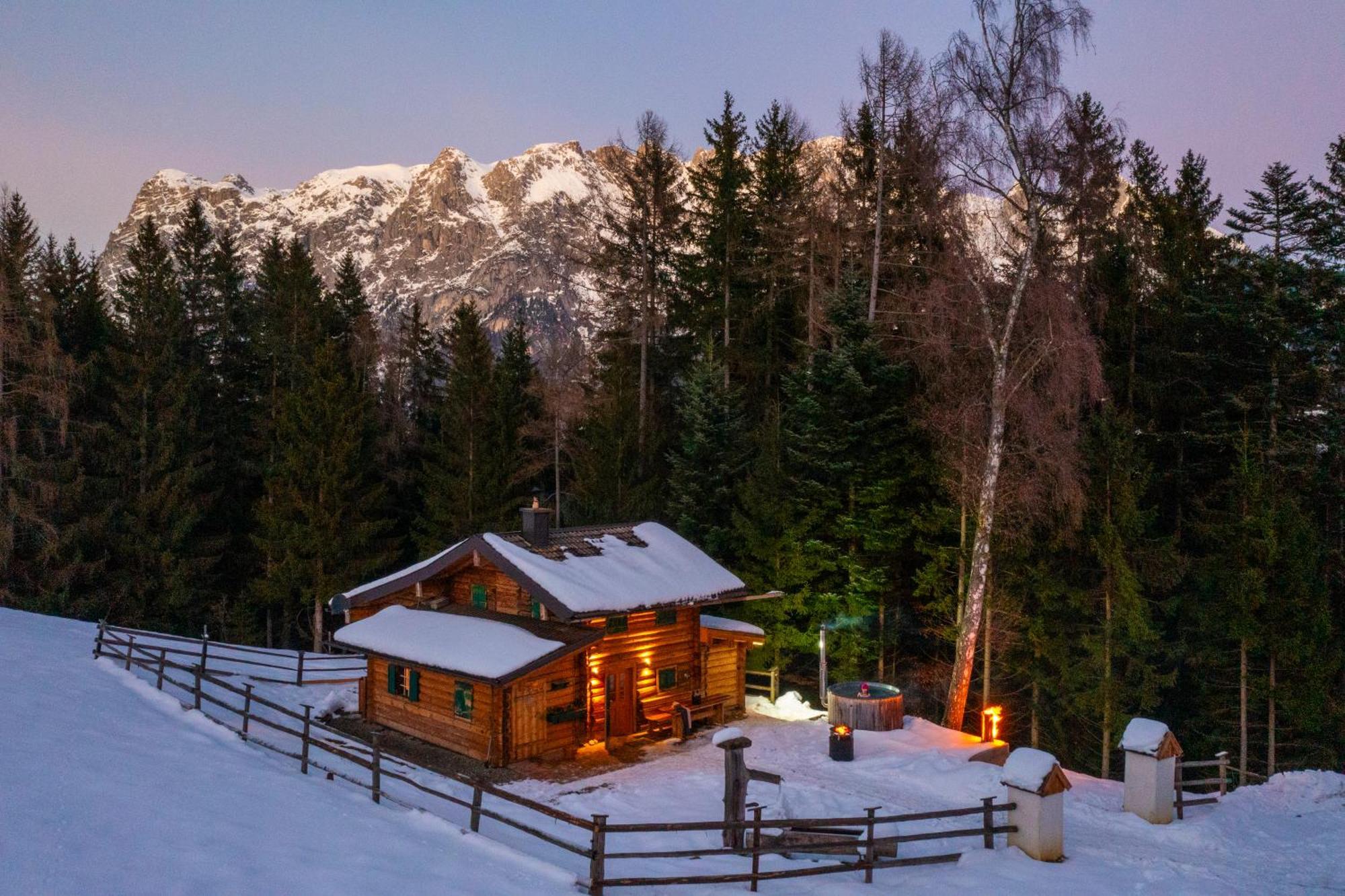 Almfrieden Villa Werfen Buitenkant foto