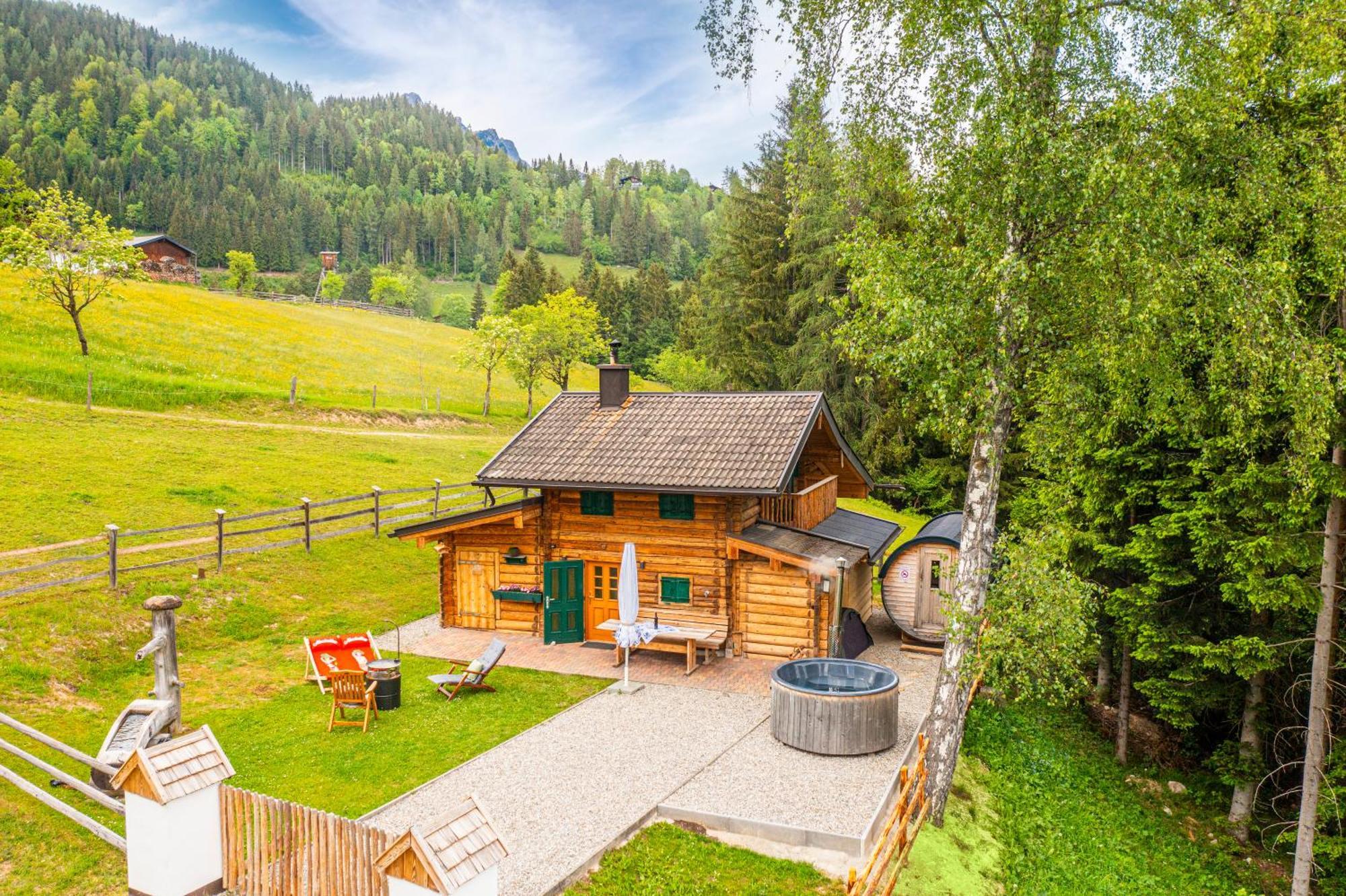 Almfrieden Villa Werfen Buitenkant foto